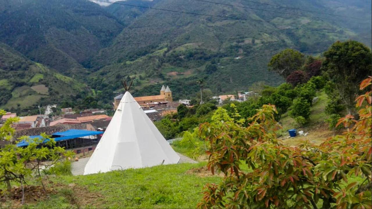 Hostal Las Valkirias Matanza Exterior foto